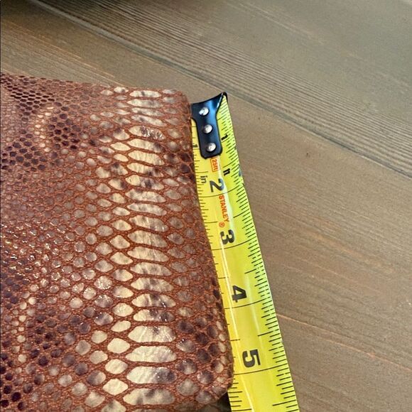 MOLLY G Genuine Leather Snakeskin Clutch